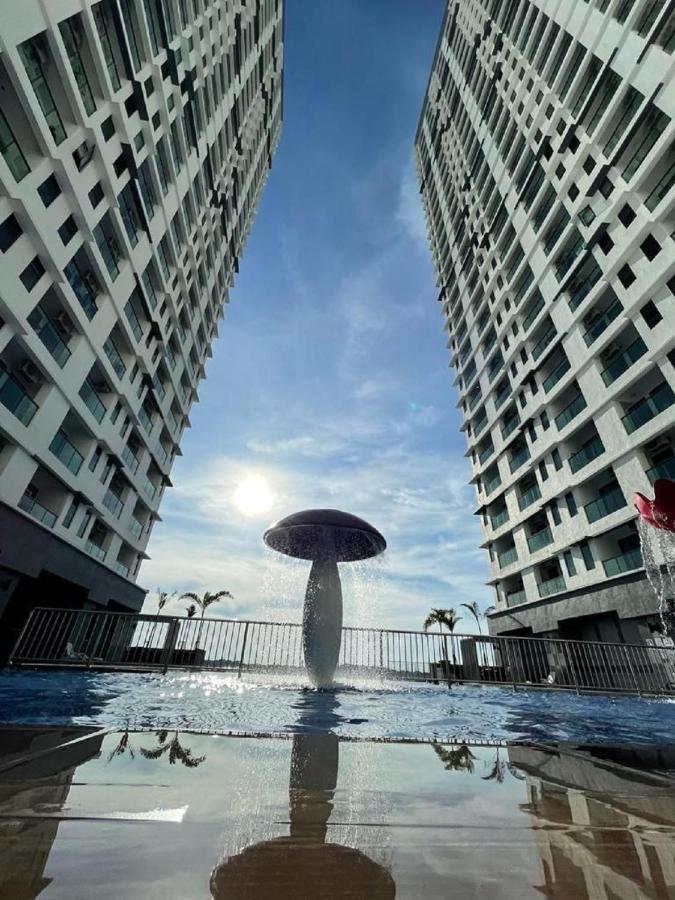 Sari Vista With Wi-fi And Netflix Bangi