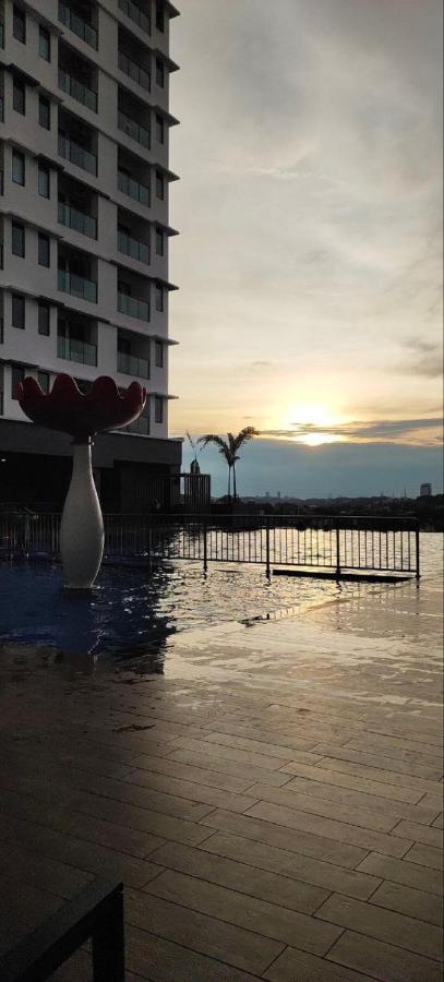 Apartment Sari Vista With Wi-fi And Netflix Bangi